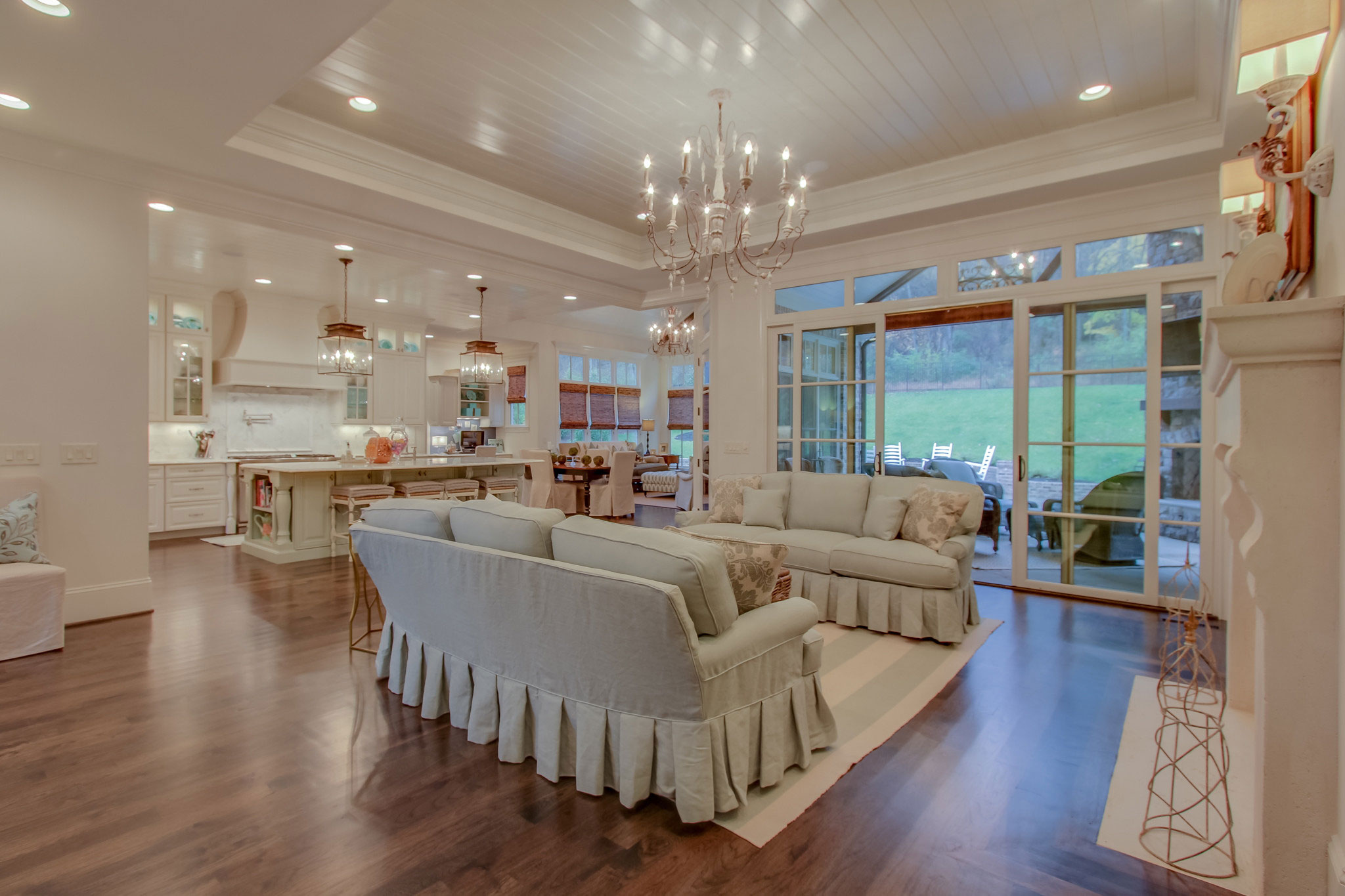 Avalon home interior, custom home design, new homes home builder in Franklin, TN, Brentwood, Arrington and Thompson Station.