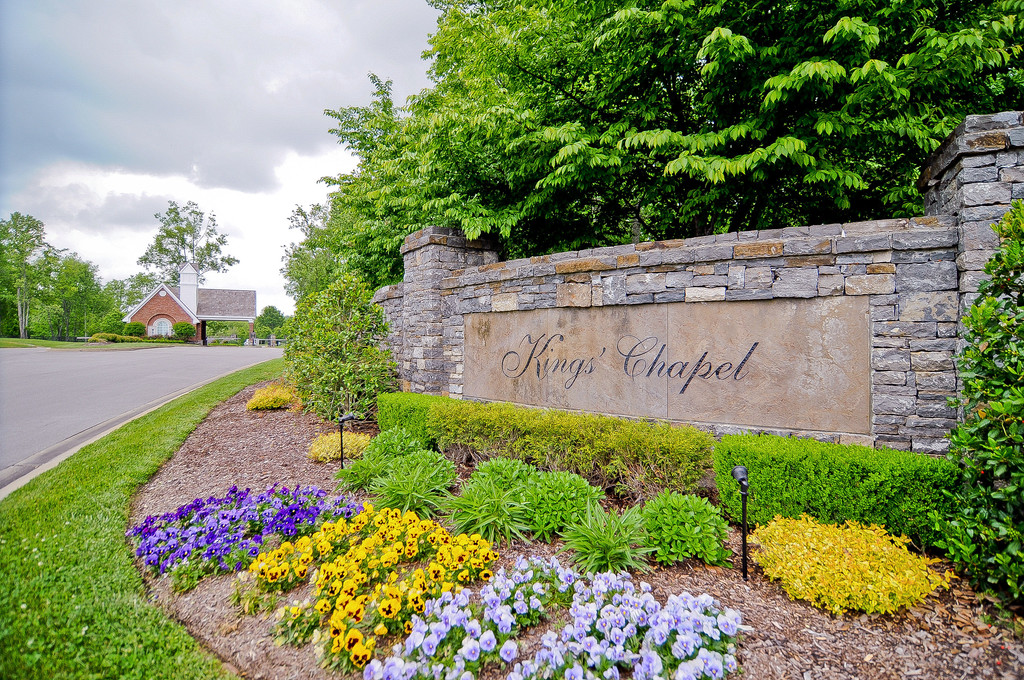 King's Chapel entrance, custom homes, home builder Arrington, TN new construction, new homes Franklin, Brentwood, Thompson Station custom home design.