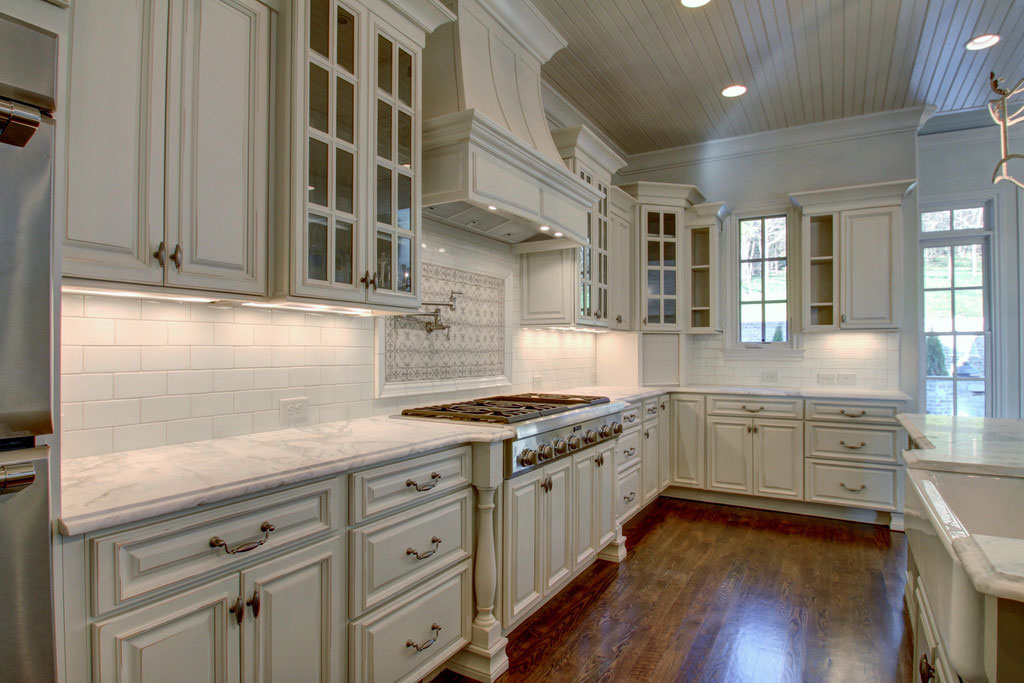 Legends Ridge custom home design kitchen, new homes in Franklin, TN, Brentwood and Arrington, new construction home builder for custom homes.