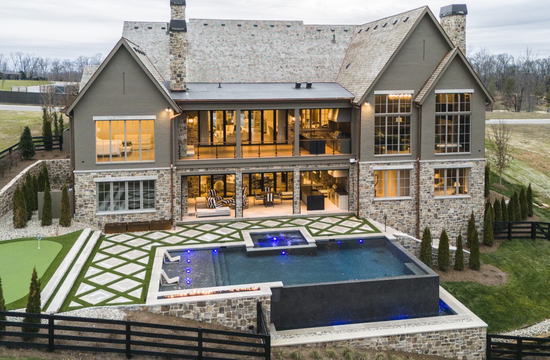 905TB Rear Drone Daytime